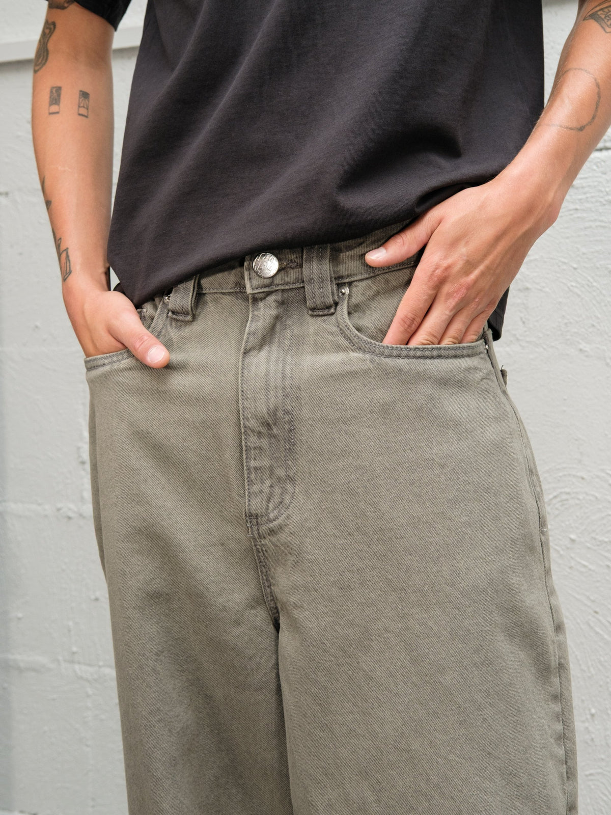 DENIM PANT | SAGE front close up 