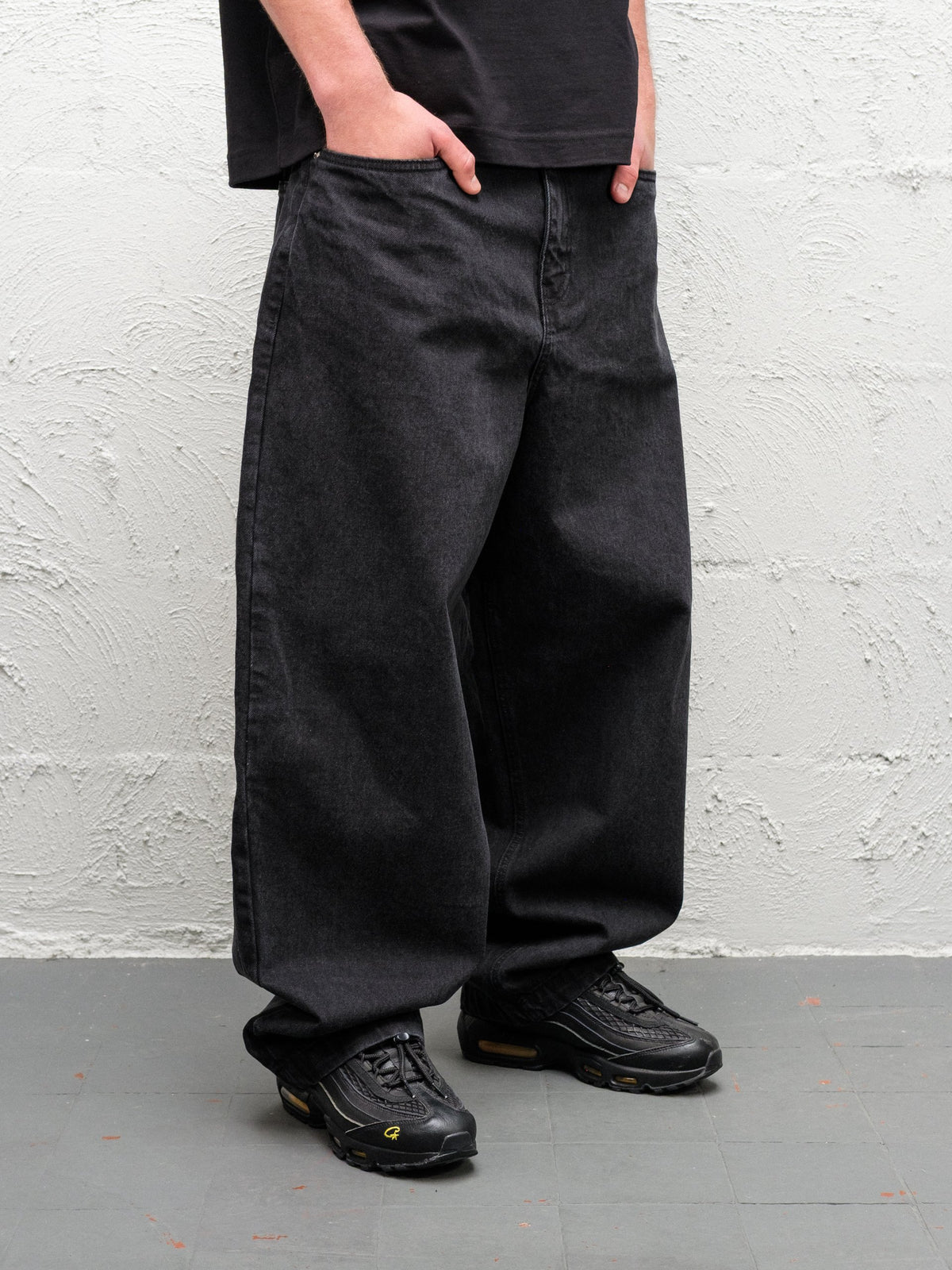 Denim Pant | Pitch full bottom half, studio shots