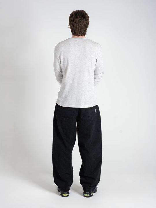 baggy jean denim pant pitch on body shot rear